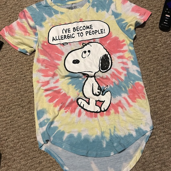 Shirts - Picture 3 of 5